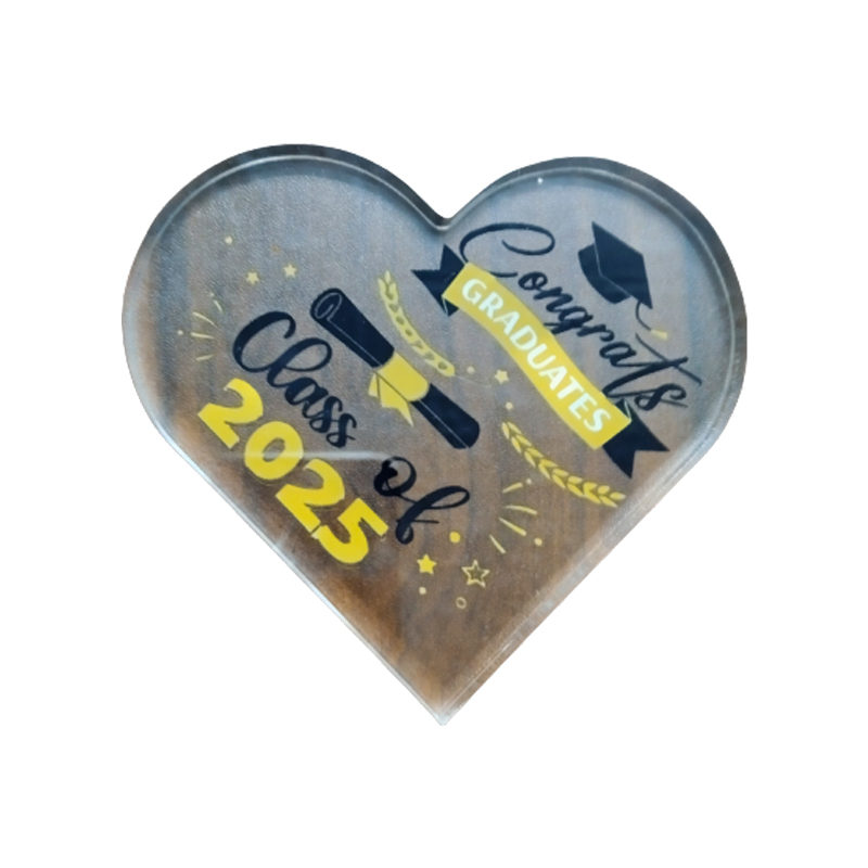 Placa de graduación acrílica en forma de corazón