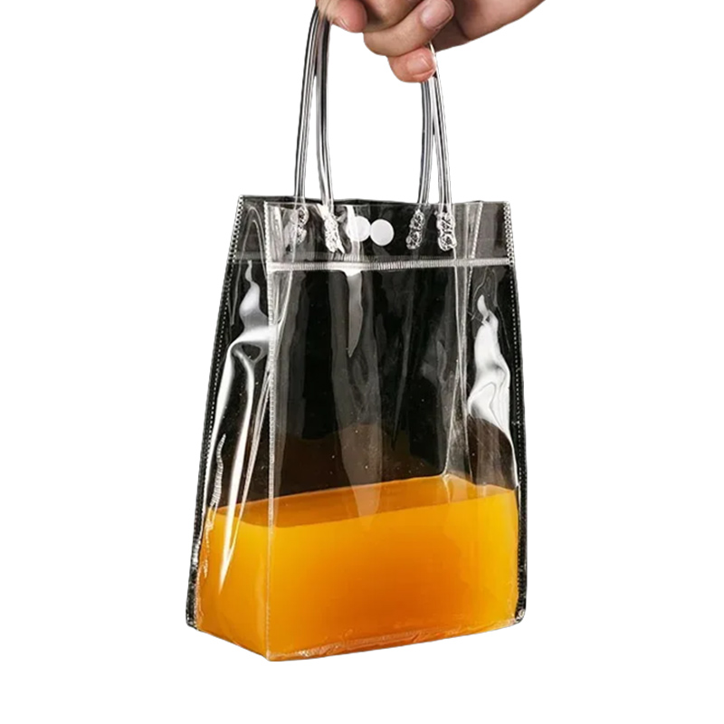 Pequeña bolsa transparente